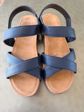 Flexstep Women’s Blue Cross-Strap Comfort Sandals, Slip-on, Size 9.5 Wide